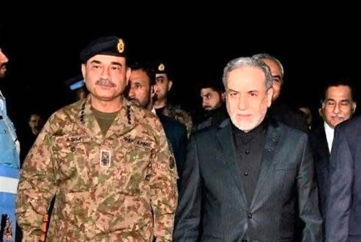 چرا ژنرال عاصم منیر با لباس نظامی از هیات ایرانی استقبال کرد؟