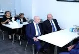 ببینید؛ فلافل خوری رئیس جمهور لبنان در رستوران