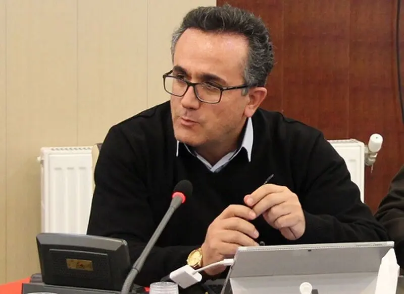 حاتم حسینی