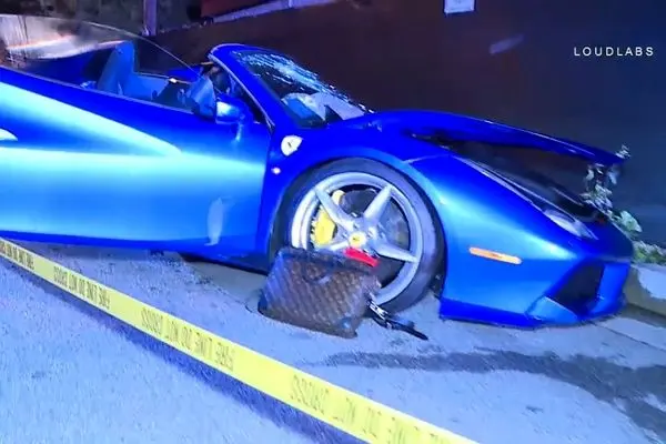 ببینید؛ زنده ماندن باورنکردنی راننده چینی از تصادف شدید