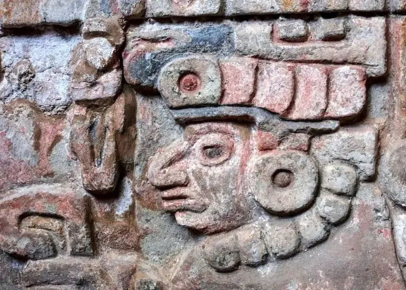  مقبرۀ جغدنشان