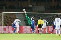 فرار از شهر قدس؛ استقلال-گل‌گهر در ورزشگاه امام رضا