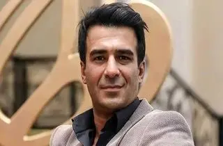 یوسف تیموری در جمع امدادگران هلال احمر