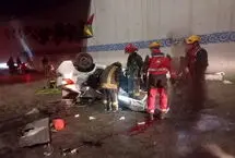 سقوط خودرو از روی پل روی موتورسوار/ یک نفر کشته و پنج تن مصدوم شدند