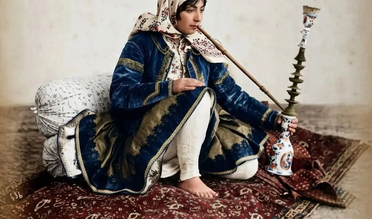 سفر به دوران قاجار؛ از «کاروان خرهای خارکش» تا «کارگاه تولید تریاک»