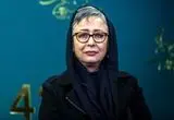 ویدئو؛ ناراحتی آزیتا حاجیان از مردم/ برای عزاداری آمدید یا سلفی؟