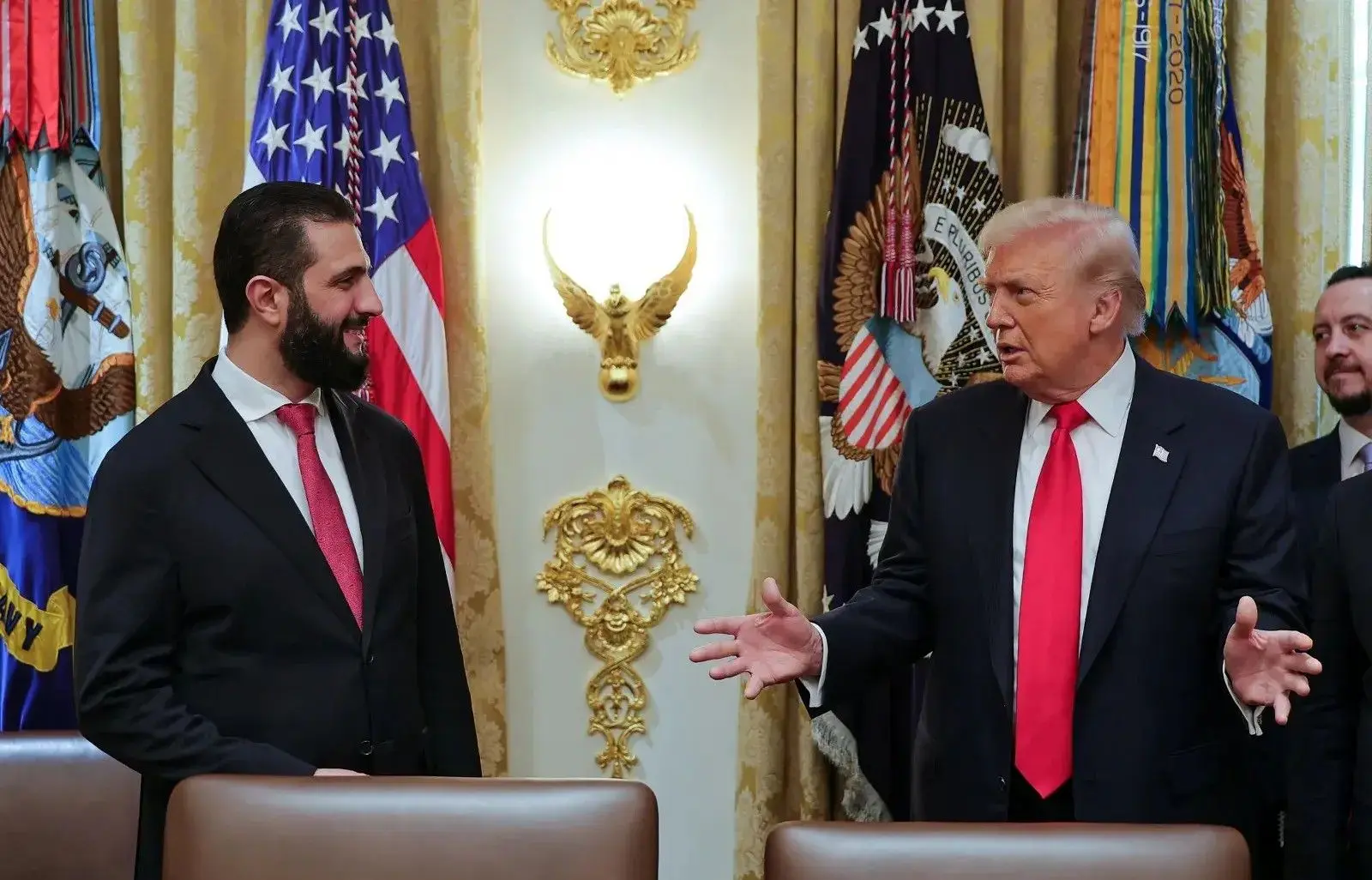 سؤال عجیب ترامپ از جولانی: چند تا همسر داری؟