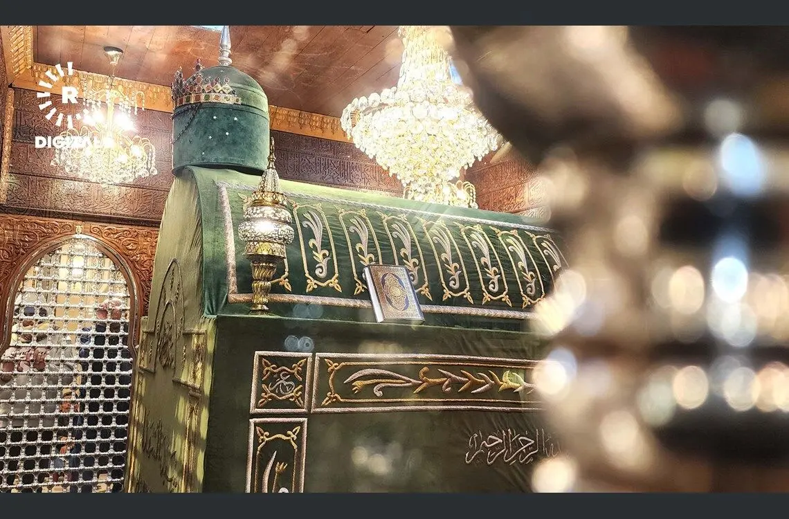 تصاویر؛ زیارت مسجدی که محل دفن سر مبارک امام حسین(ع) است