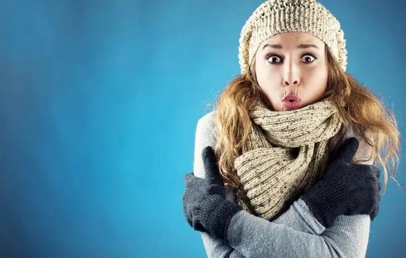 احساس سرما در بدن نشان‌دهنده کدام بیماری است؟