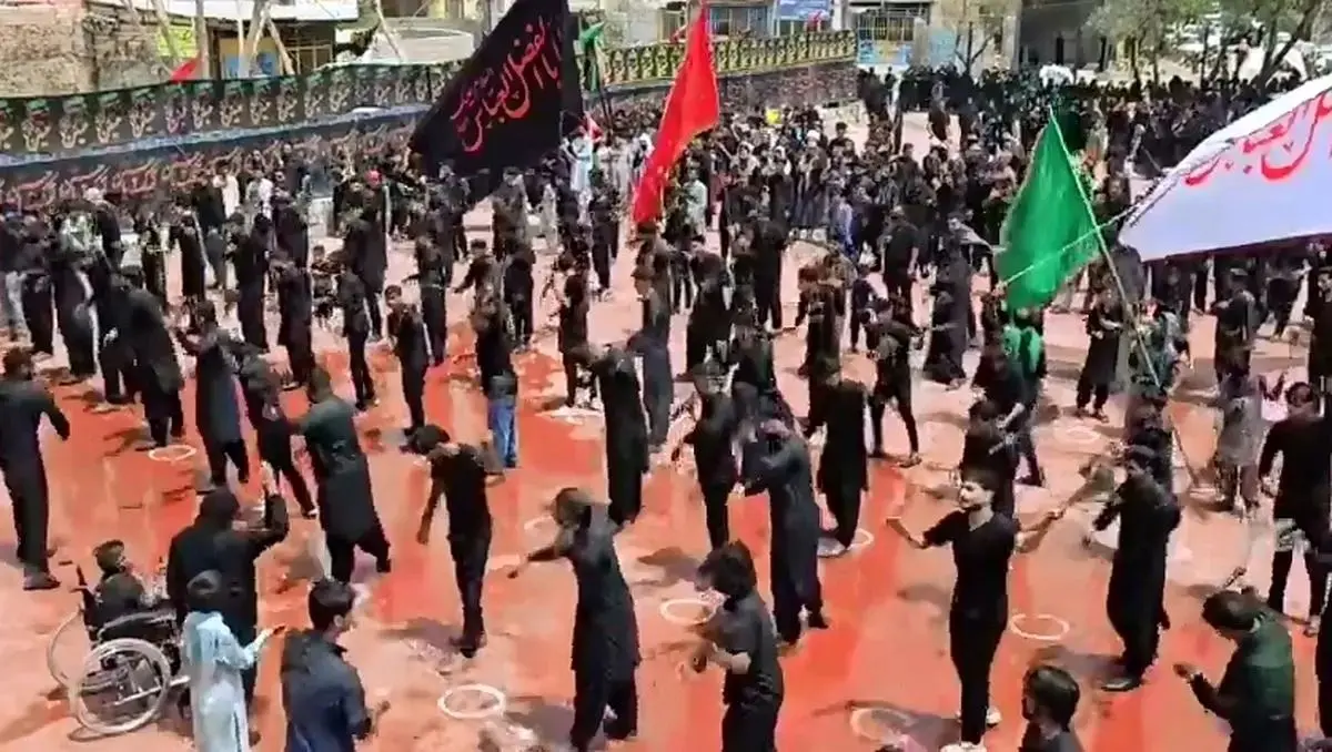یزدی‌ها عزاداری‌شان را با سرود ملی آغاز کردند
