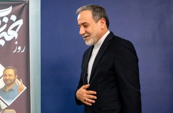 تصاویر؛ عراقچی به نشست خبری سخنگوی وزارت خارجه آمد