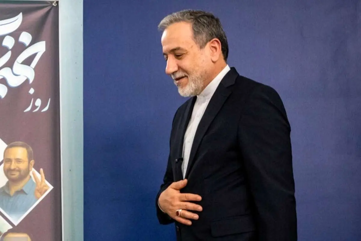 تصاویر؛ عراقچی به نشست خبری سخنگوی وزارت خارجه آمد