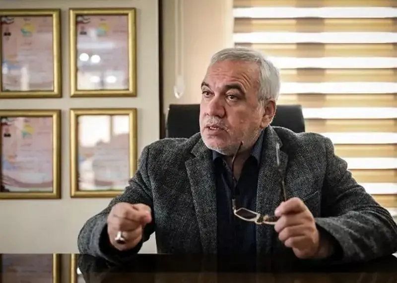 نسخه فتح‌الله‌زاده برای استقلال و جباری