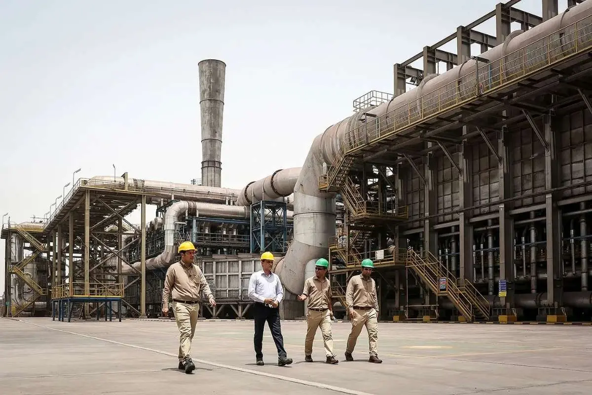 صنعت روی مرز سقوط