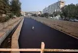 آسفالت یک رودخانه در الیگودرز؛ شهردار دقیقا به چه می‌اندیشد؟ / این رودخانه‌ دیگر قرار نیست رودخانه باشد