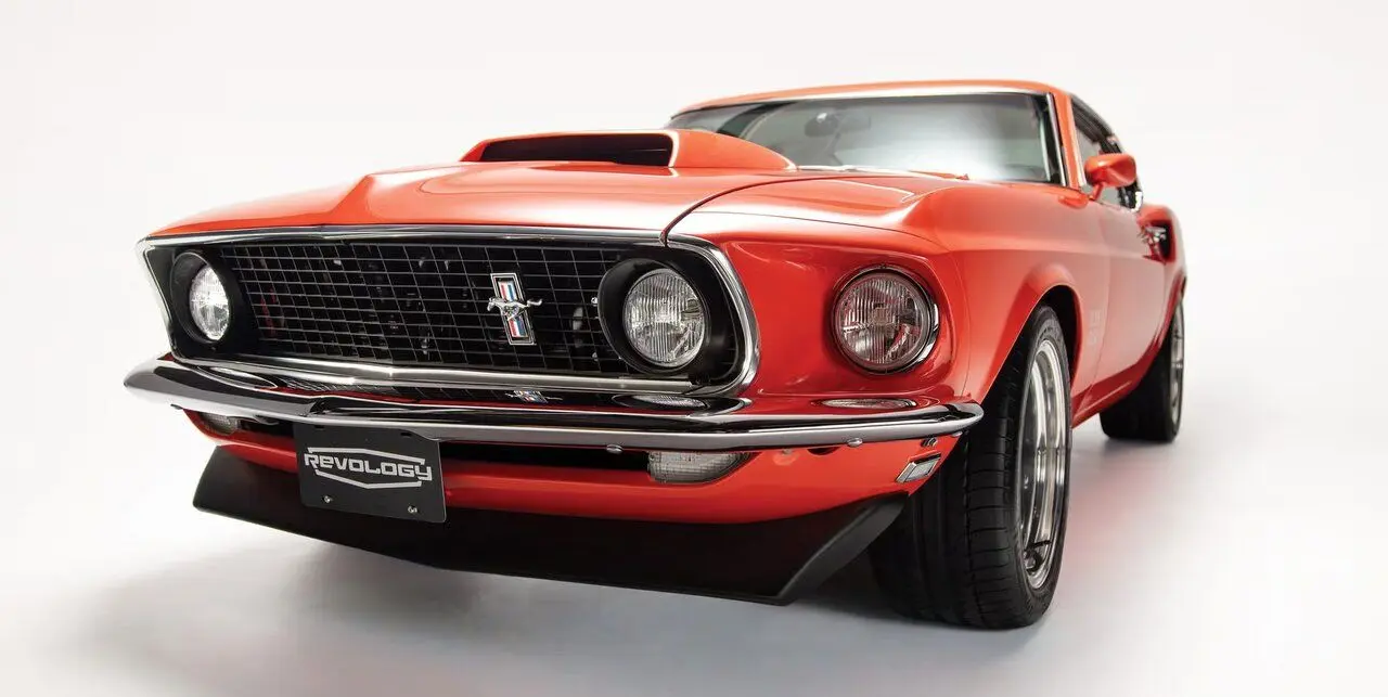 این قلدر آمریکایی هنوز می‌تازد!