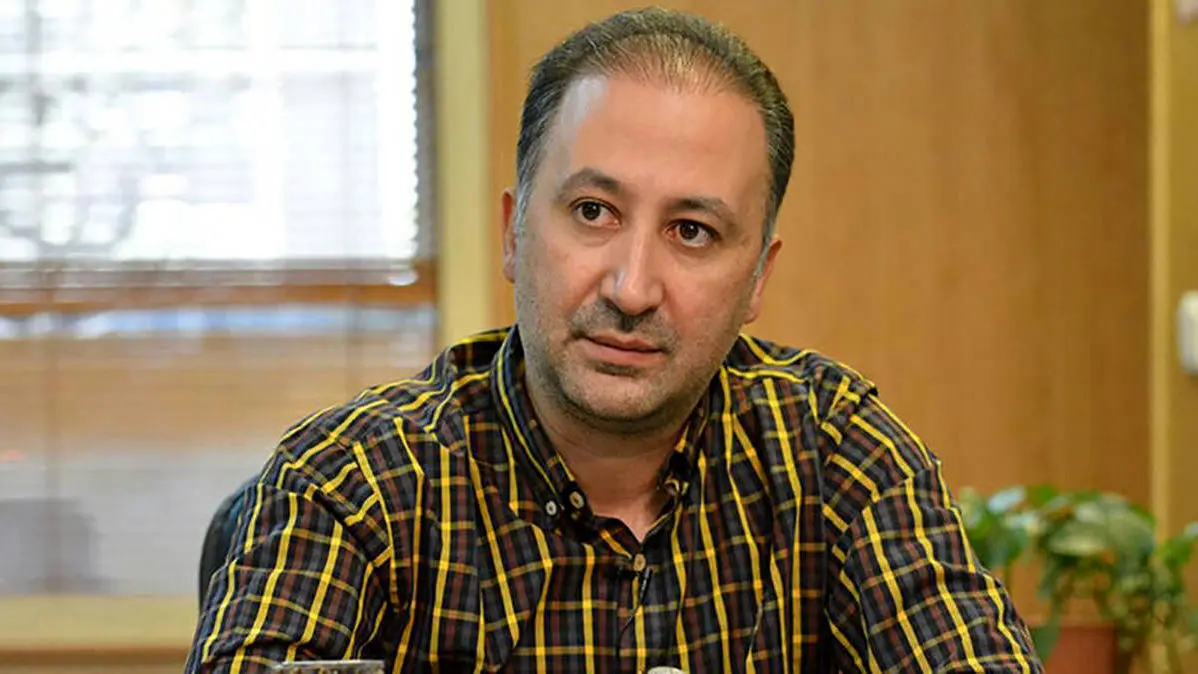 کنایه محمدرضا دلاوری به مسئولین کشور: در فرهنگ‌سازی شهری مردم از مسئولین جلو زده اند!