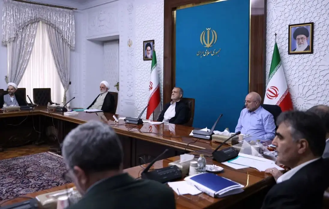 جلسه شورای‌عالی هماهنگی اقتصادی سران سه قوه