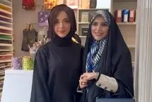 ژست‌های مژده لواسانی در جشن ‌امضای کتاب «ستاره‌ لیلا»