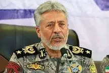 دریادار سیاری: میهن‌پرستی نیرو‌های مسلح و حمایت مردم دشمن را به زانو درآورد
