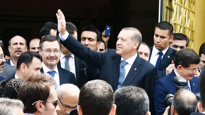 (تصاویر) اردوغان مسجد بحث‌برانگیز را افتتاح‌کرد
