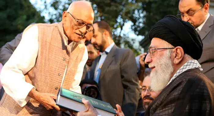 دیدار شاعران با مقام معظم رهبری، جشن کارگردانان سینما، حاشیه‌های مسابقه والیبال،...