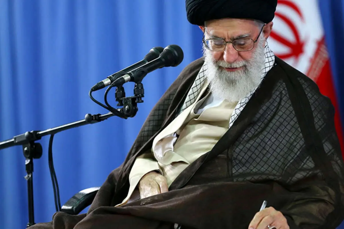 دیدار اساتید با مقام معظم رهبری، دیدار والیبال ایران و روسیه، راه فرار از گرمای طاقتفرسا،...