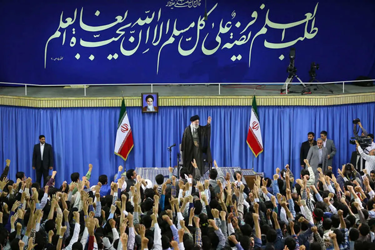 (تصاویر) دیدار دانشجویان با رهبرانقلاب