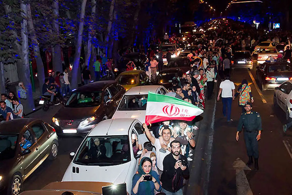 (تصاویر) جشن هستهای در تهران(2)