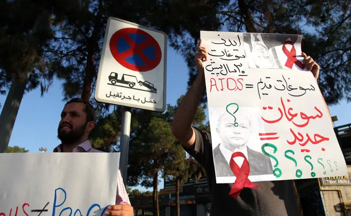 (تصاویر) تجمع معترضان سفر فابیوس در فرودگاه