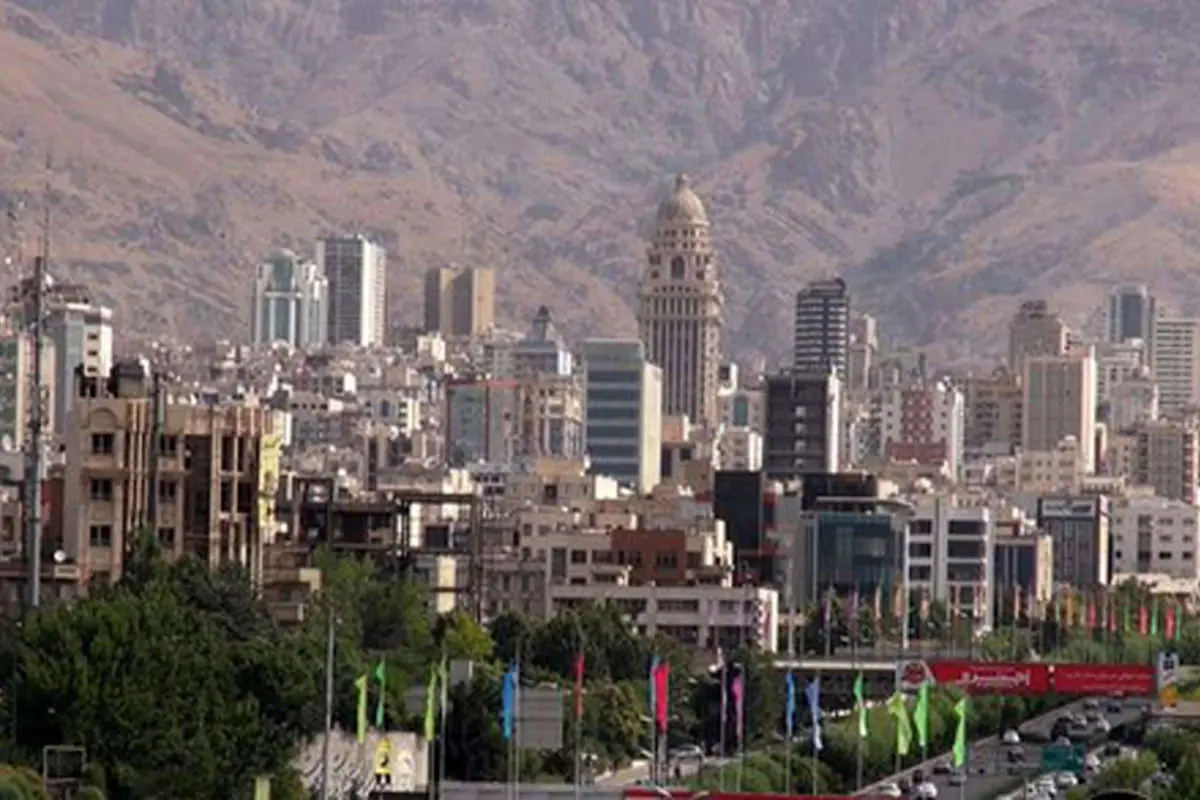 سفرنامه خبرنگار آلمانی در ایران: از شلوار صورتی زنان تا تفکیک جنسیتی مترو