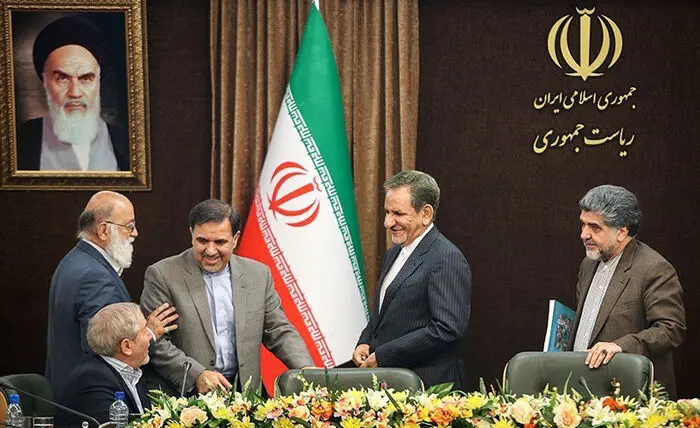(تصاویر) نشست هم‌اندیشی انتقال پایتخت