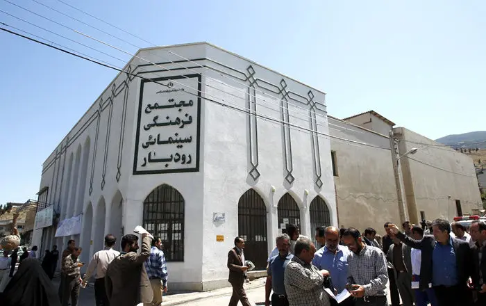 (تصاویر) مهتاب‌کرامتی در افتتاح سینمای رودبار