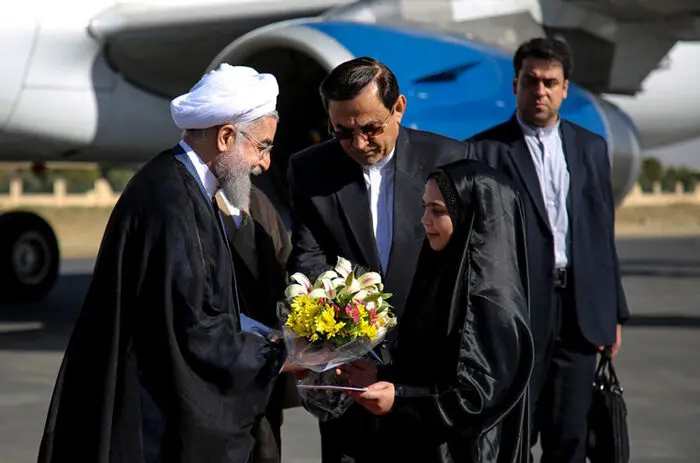 (تصاویر) شیوه استقبال از روحانی تغییری نکرد