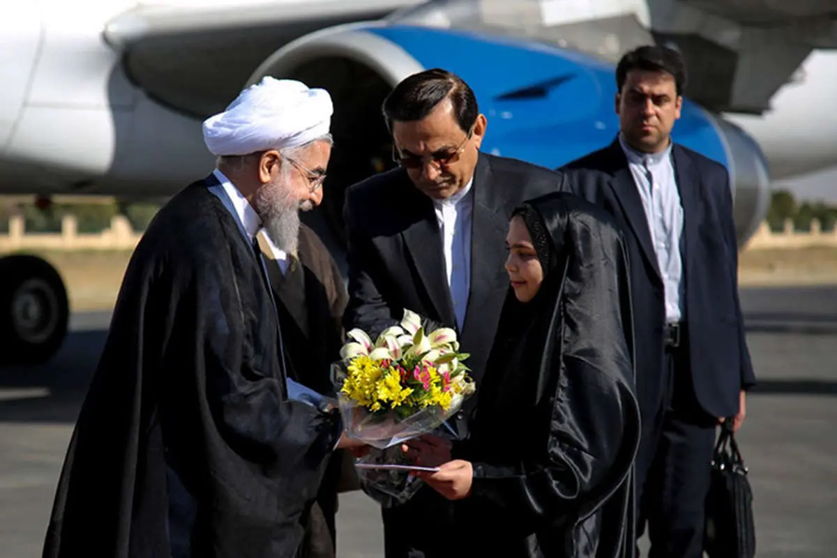 (تصاویر) شیوه استقبال از روحانی تغییری نکرد