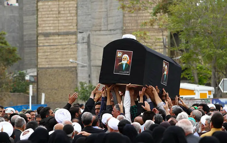 تشییع پیکر آیت‌الله خزعلی، تشییع پیکر بردار سخنگوی دولت، تدفین پدر شهیدان جهان‌آرا،...