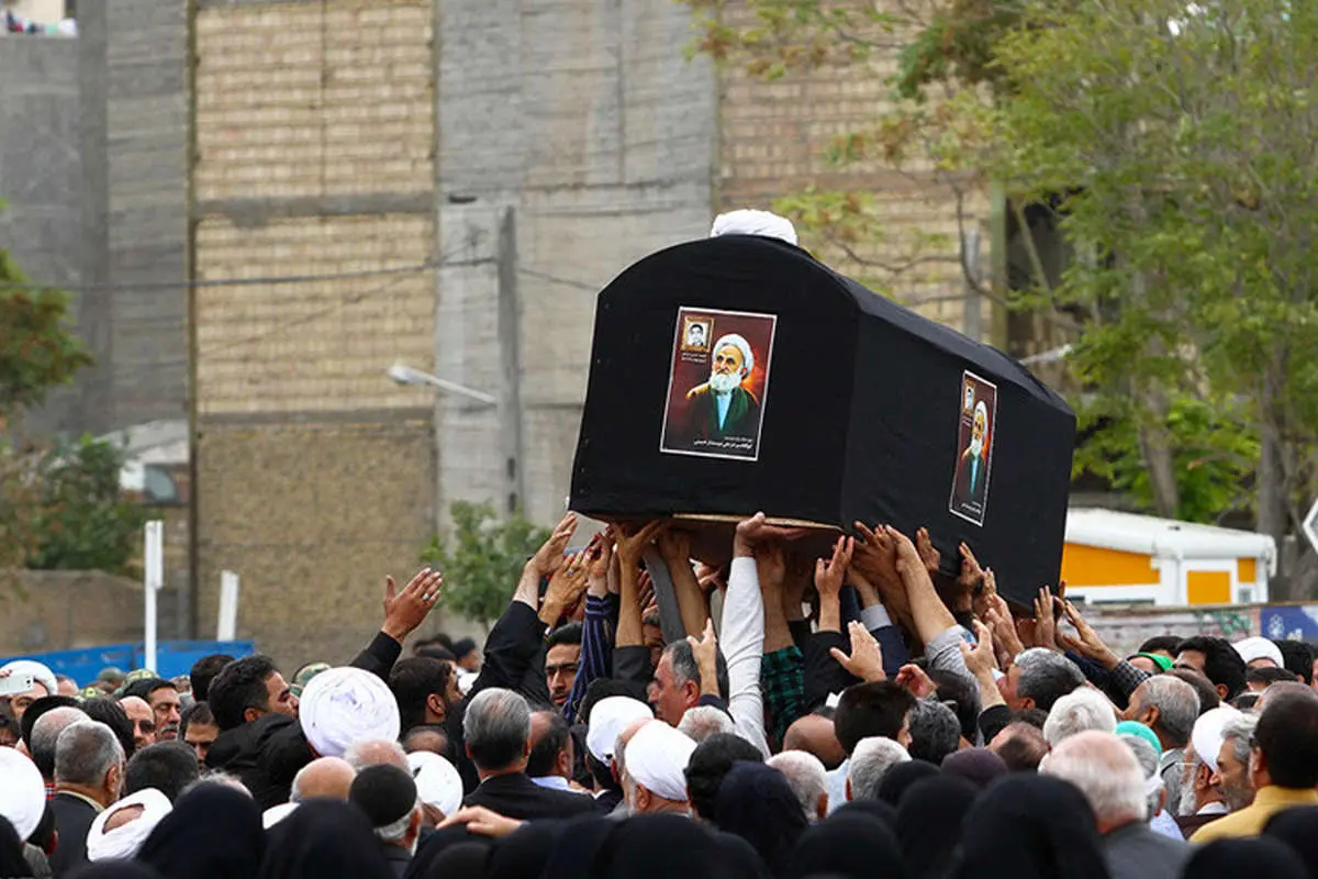 تشییع پیکر آیتالله خزعلی، تشییع پیکر بردار سخنگوی دولت، تدفین پدر شهیدان جهانآرا،...