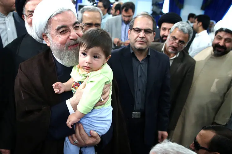 آیین عزاداری ایام مسلمیه، حاشیه‌های دیدار پرسپولیس و ملوان، تفریح در بابلسر، اسکیت...