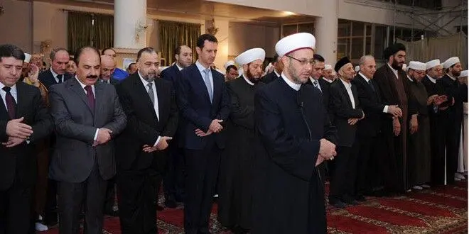 (تصویر) حضور بشار اسد در نماز عید قربان