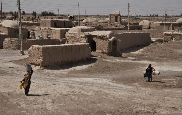 (تصاویر) خشکسالی در روستای "دراز"