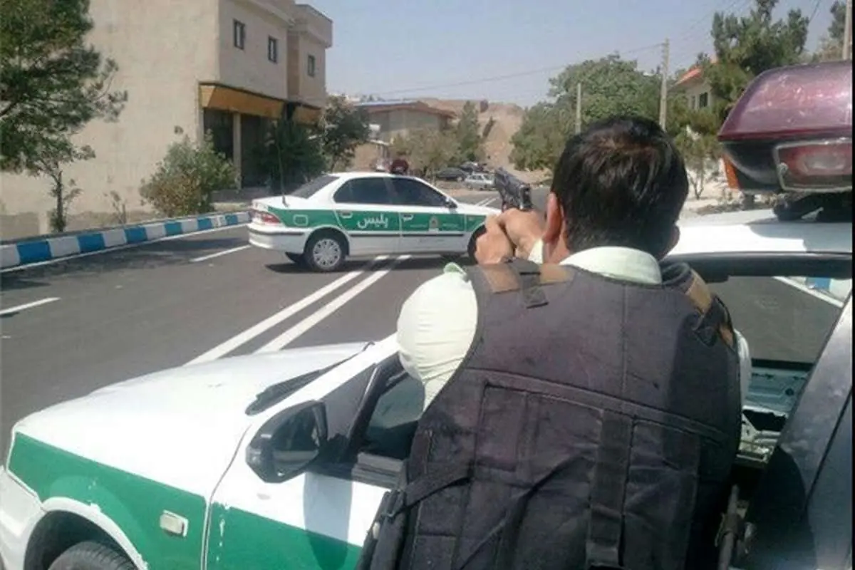 نبردخیابانی پلیس با شروری مسلح در بومهن