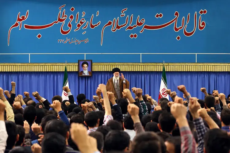 دیدار نخبگان فردا با مقام معظم رهبری، حاشیه‌های دیدار فوتبال ایران و ژاپن، اجرای...