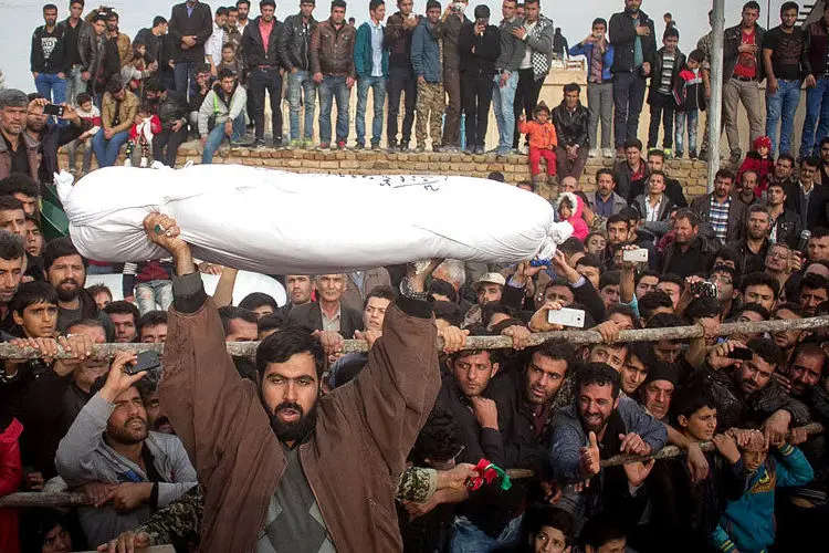 مراسم تشییع شهید، مراسم عمامه‌گذاری، نمایشگاه انفرادی عکس، مرگ دردناک گوسفندان، مسابقه...