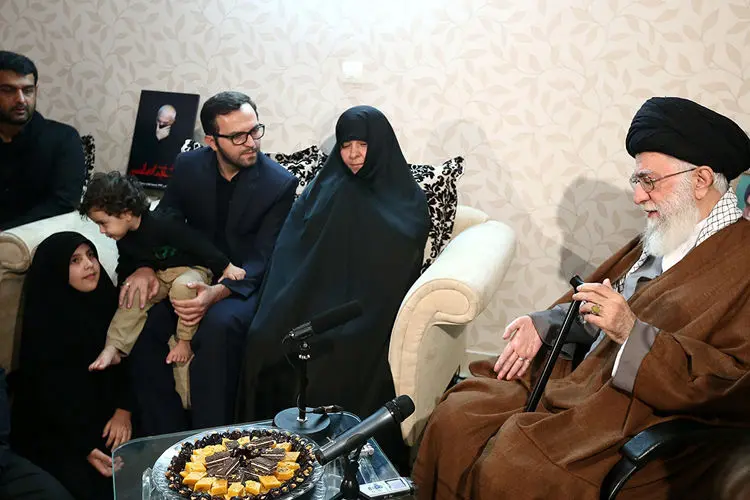مقام معظم رهبری در منزل شهید سردار همدانی، عزاداری هیأت، تأتر خیابانی، مدرسه کودکان...