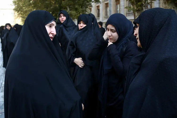 تشییع دیپلمات جان‌باخته فاجعه منا، سوگواری شب ششم محرم، مراسم شهادت حضرت قاسم، خاکسپاری ریحانه بهشتی و ...