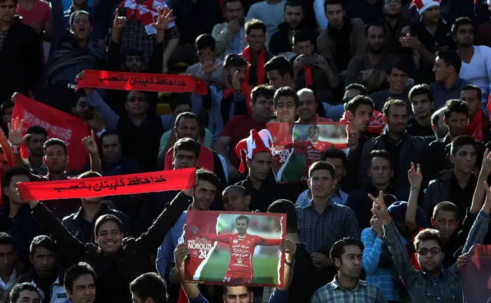 (تصویر) خواب هانی نوروزی روی نیمکت
