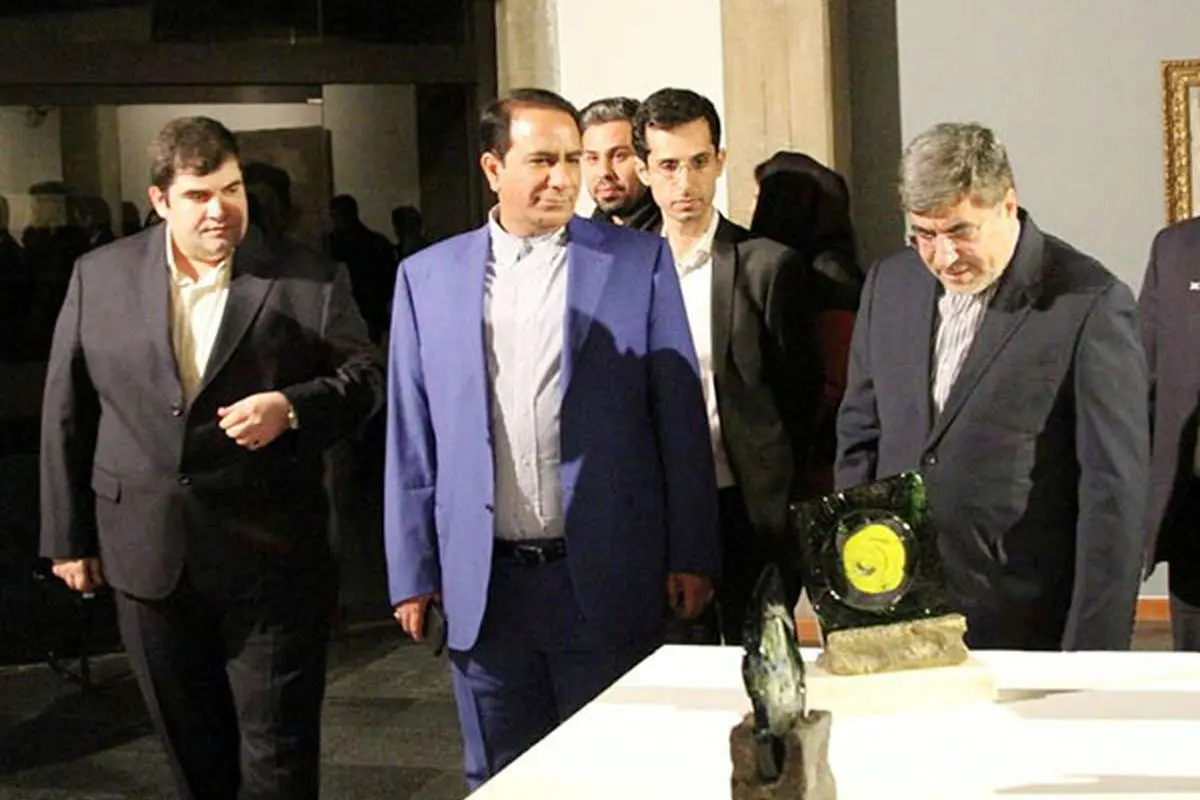 قدردانی وزیر ارشاد از فعالیت‌های فرهنگی گروه مالی گردشگری