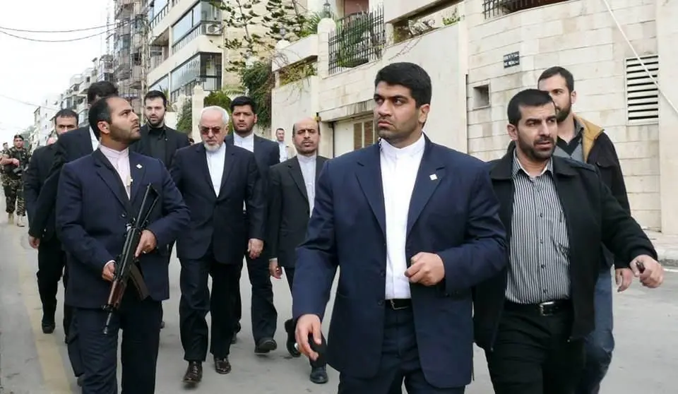 (تصویر) تیم حفاظت دکتر ظریف