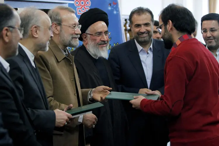 جشنواره آدم برفی، هنرمندان در اکران خصوصی فیلم، جشنواره جوان خوارزمی، کنسرت گروه چارتار، روزهای برفی و ...