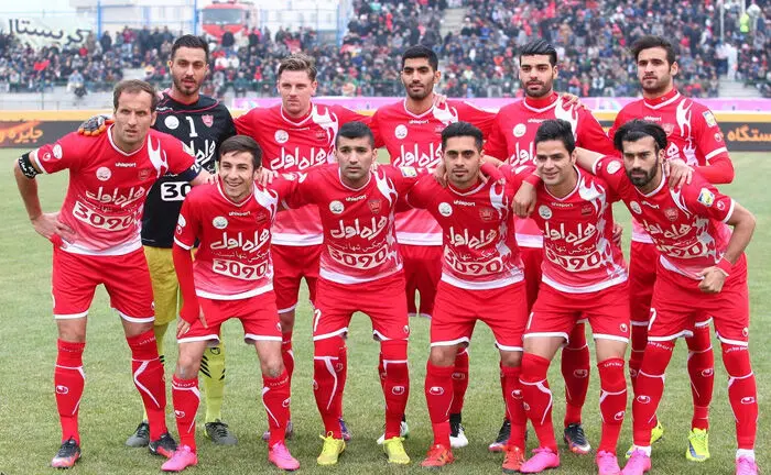 (تصاویر) کاپیتان پرسپولیس با بازوبند حجازی